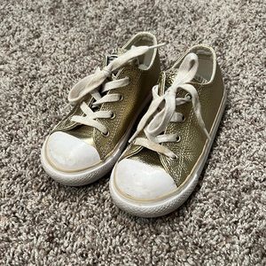 Good leather Converse size 9!